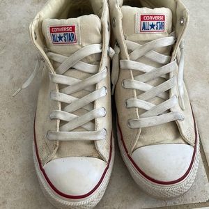 CHUCK TAYLOR ALL STAR HI STREET